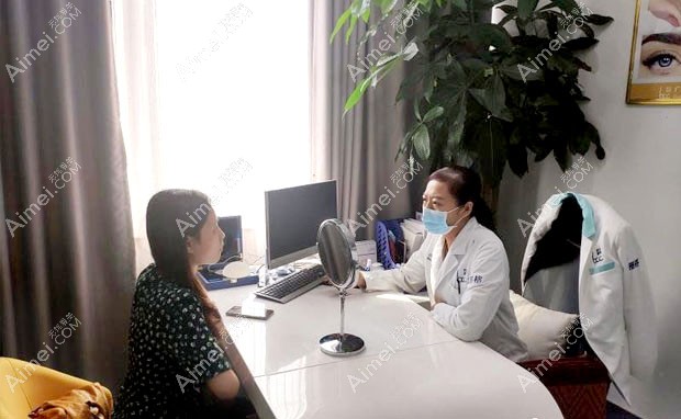 广州联合丽格医疗美容门诊部面诊室