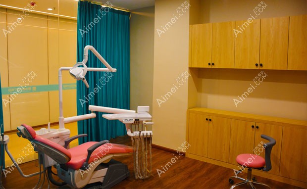 成都天姿医疗美容门诊部牙齿治疗室