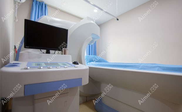 上海虹桥医院疤痕科治疗室二