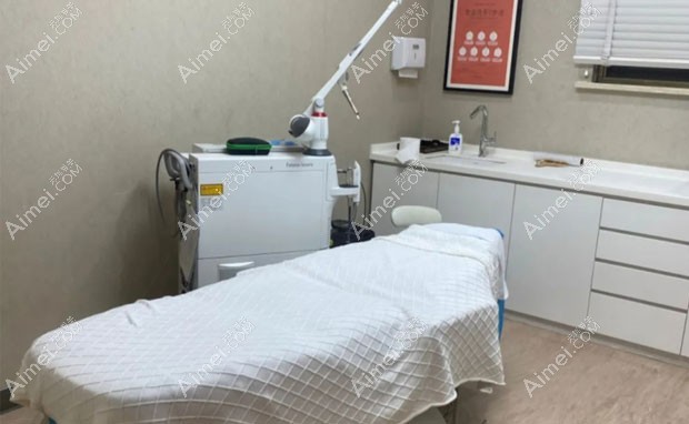 上海薇琳医疗美容医院激光美肤室