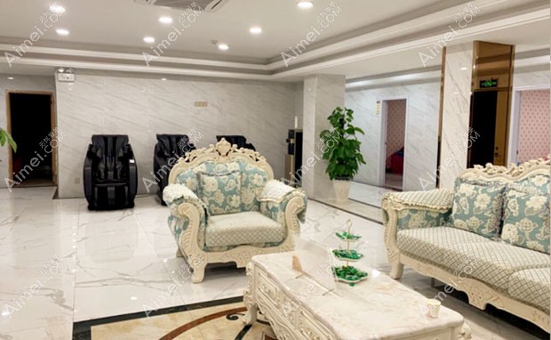 清远清城韩美医疗美容门诊部等候区