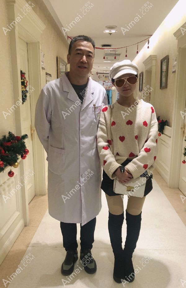 复诊颧骨颧弓+下颌角截骨术后效果看见张笑天院长.jpg