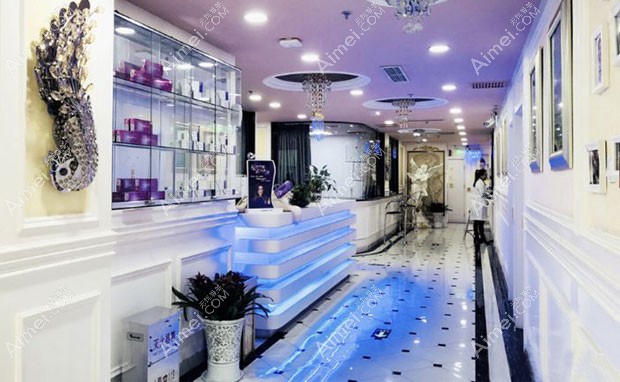 北京彤美医疗美容门诊部走廊