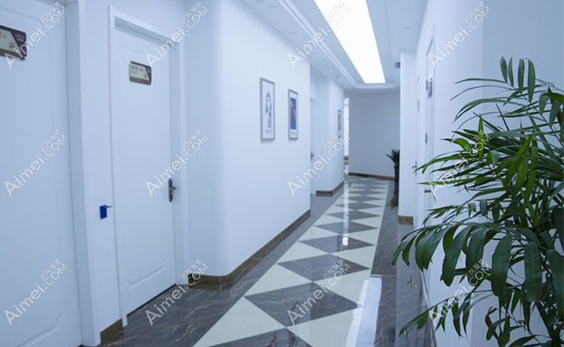 郑州壹加壹医疗美容医院走廊