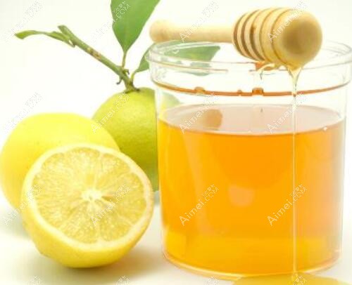 柠檬蜂蜜水有助于皮肤美白