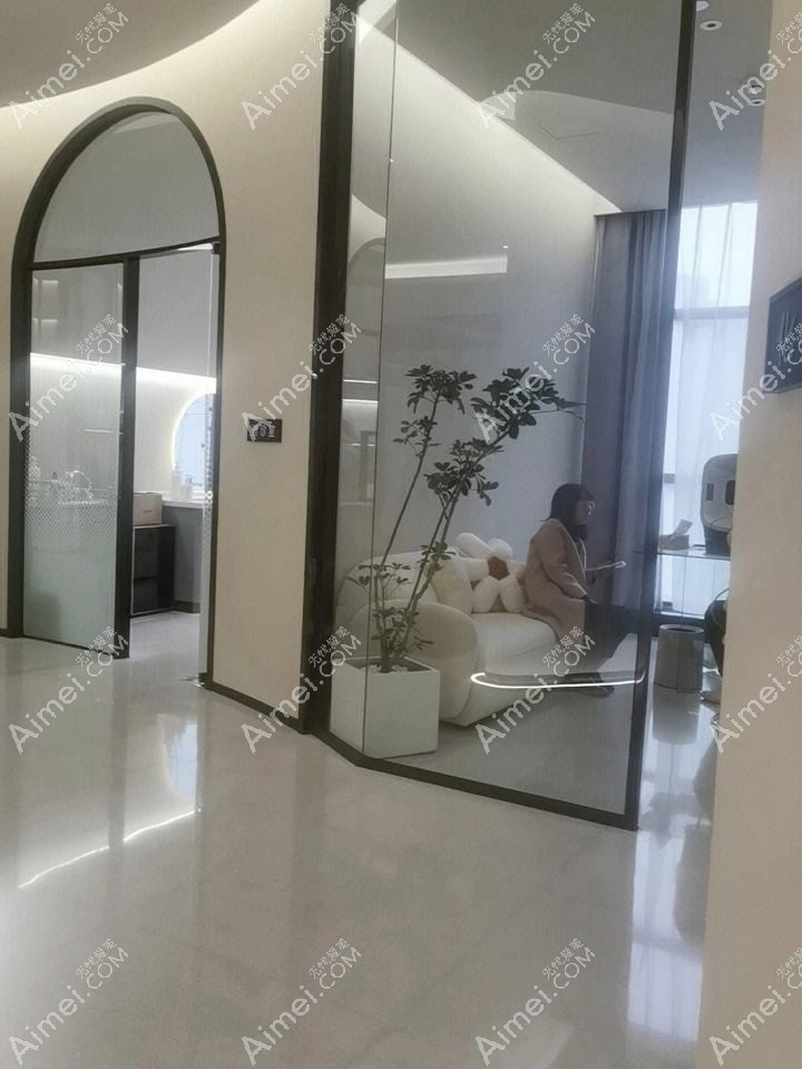 凤城爱研医疗美容诊所