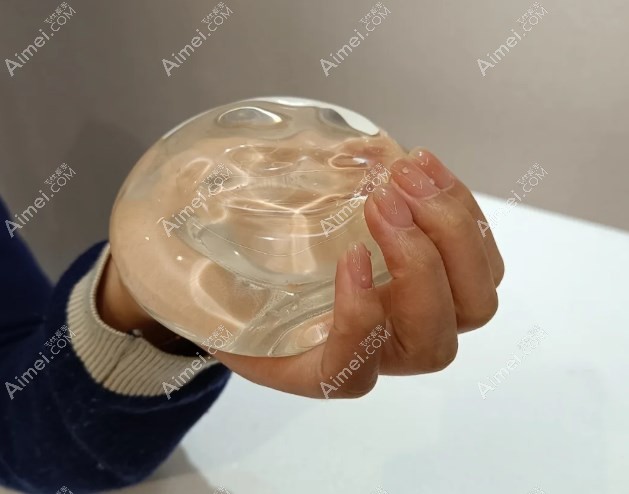 沈陽杏林整形醫(yī)院隆胸