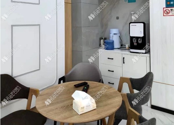 绵阳经开国泰艺蓉口腔诊所 绵阳经开国泰艺蓉口腔诊所