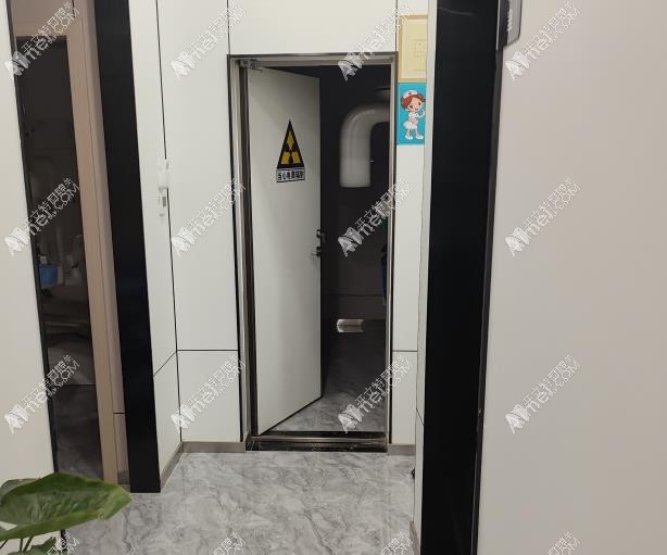 襄阳周医口腔门诊部