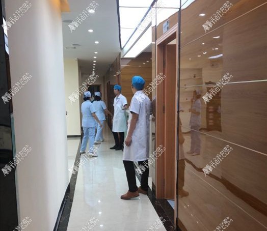 东莞石碣专致口腔门诊部