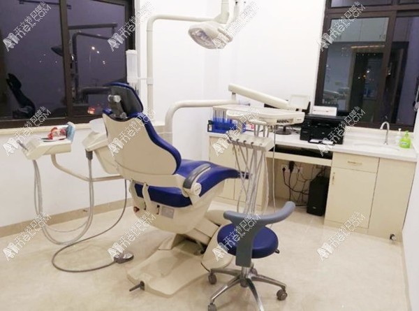 齿言（厦门）口腔门诊部