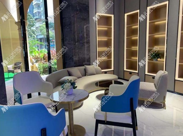 深圳瑞贝尔口腔门诊部