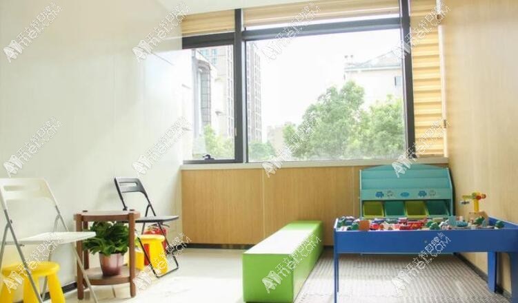 杭州万合茗芽口腔门诊部