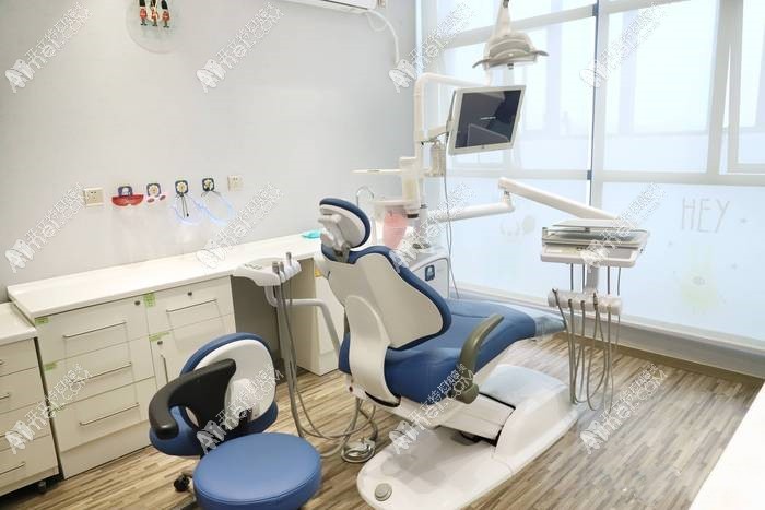 广州笑果引力牙齿隐形矫正中心