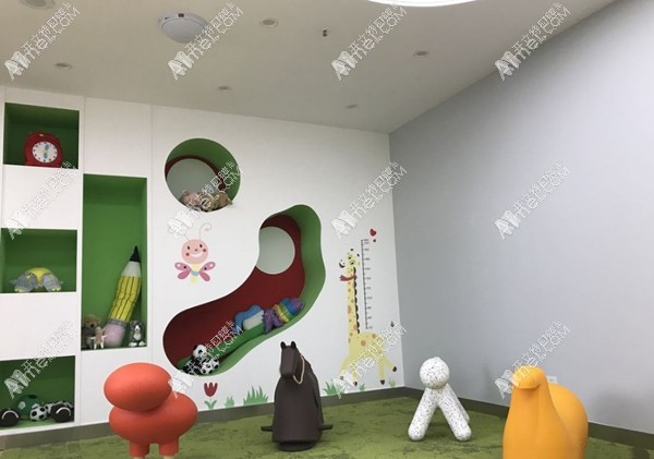 重庆红黄路优德口腔门诊部