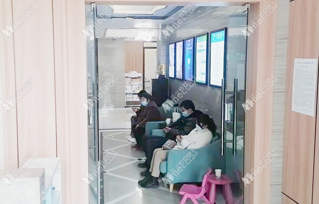 重庆荣昌迪迪口腔门诊部