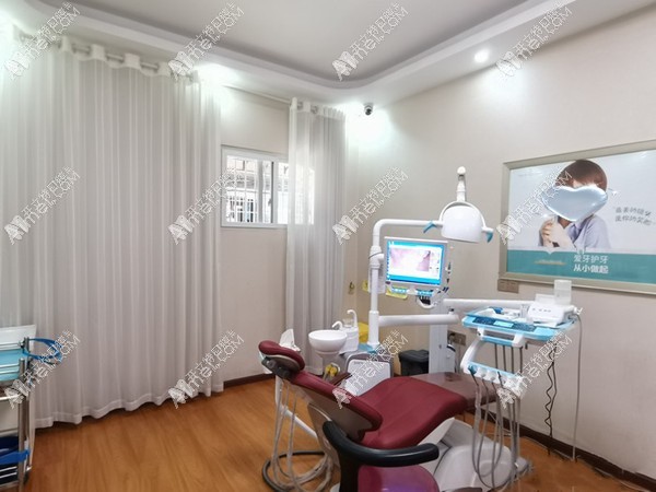 南充医大口腔门诊部
