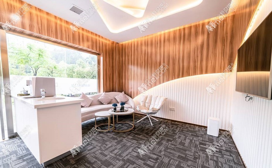 景德镇昌江德雅思美口腔门诊部 景德镇昌江德雅思美口腔门诊部