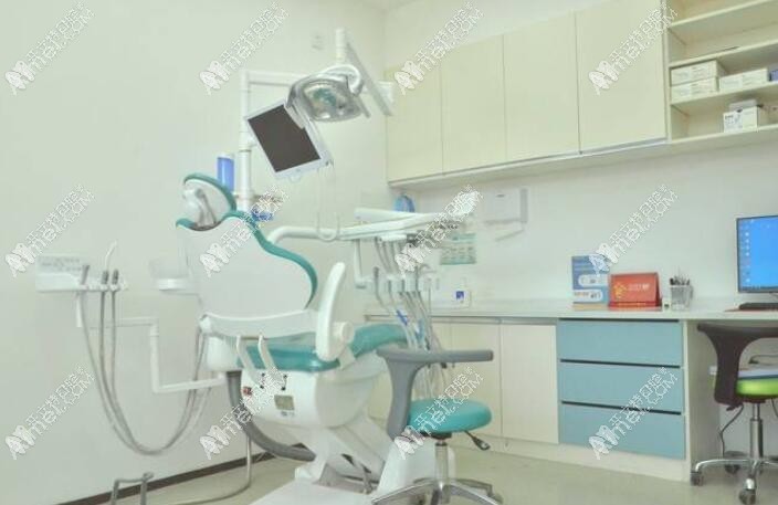 杭州康华口腔门诊部万家星城店