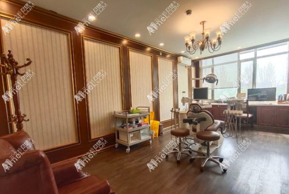 呼和浩特市德盟口腔门诊部