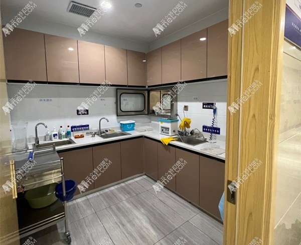 郑州管城贝尔口腔门诊部