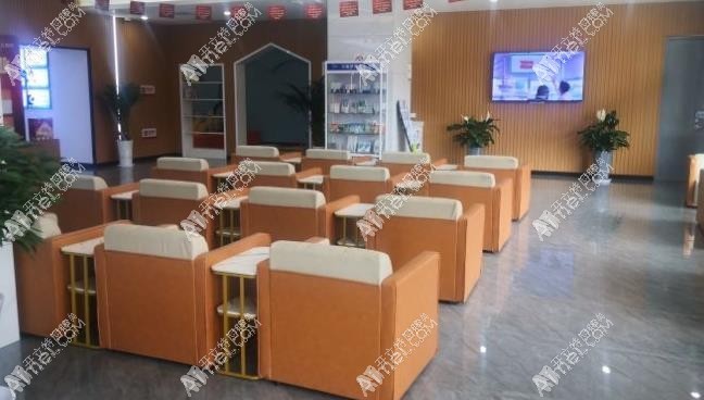 十堰华玉口腔门诊部