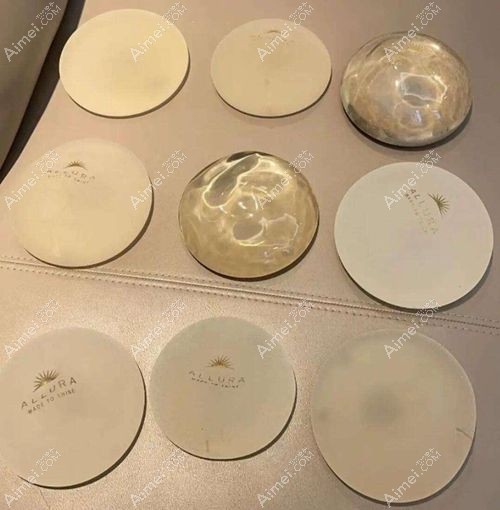重庆陈德法在重庆华美整形外科坐诊，副高等级医生20余年隆胸手术成功概率极高