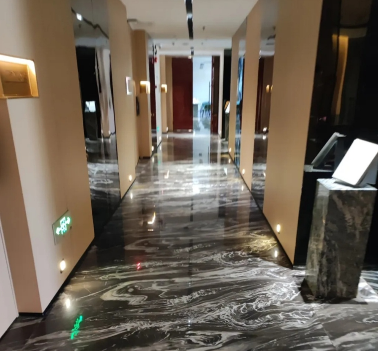 广州瑰丽诗医疗美容过道