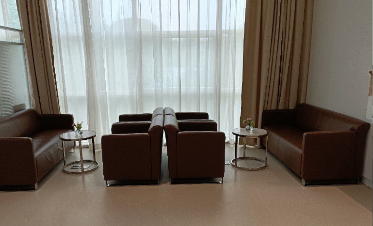 黄名斗和夏建军隆胸哪个腻害?术后评价对比