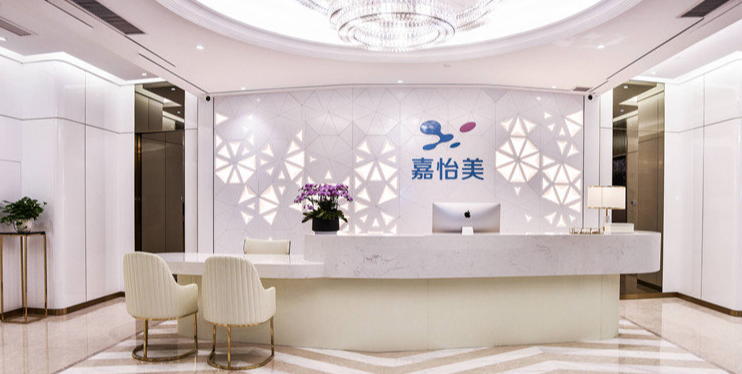 南京嘉怡美李国伟面部吸脂实测分享:精细化操作打造自然和谐面部轮廓