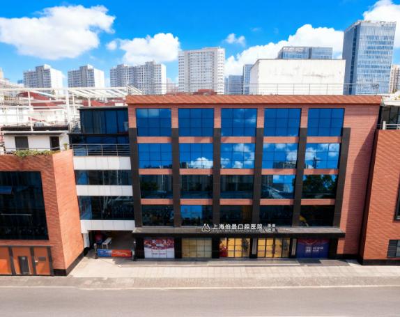 上海薇琳口腔種植中心地址在哪？附江寧路818號與淮安路735號雙院區(qū)交通攻略，乘地鐵13號線江寧路站2號口直達