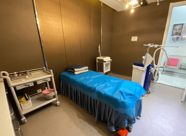 2. 微信预约：随时随地，一键搞定www.aimei.com