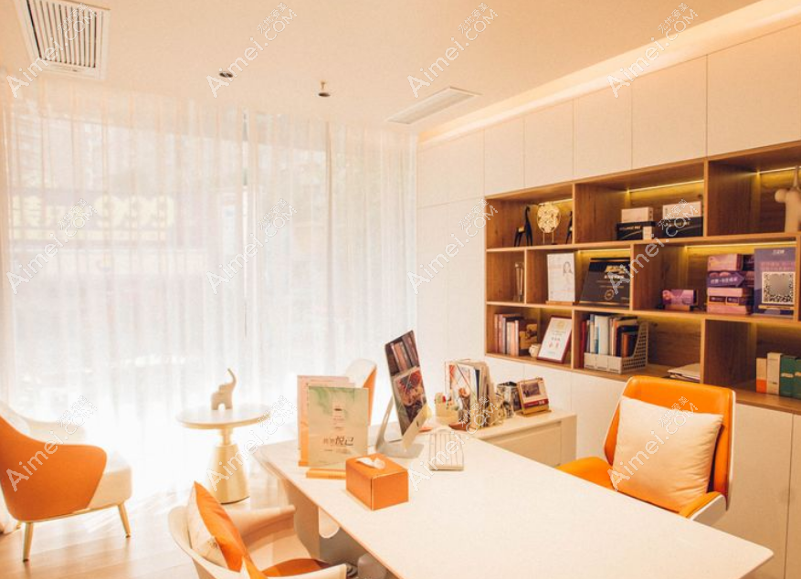 三明市三元区悦美医疗美容诊所咨询室 (2)