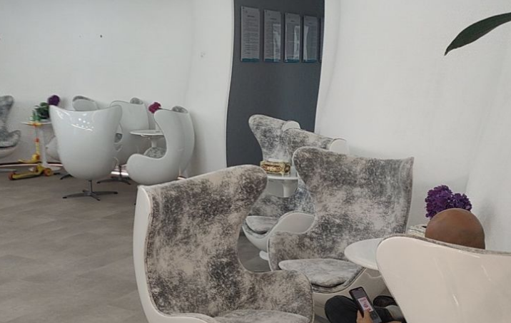 貴陽(yáng)美和醫(yī)療美容醫(yī)院休息區(qū)