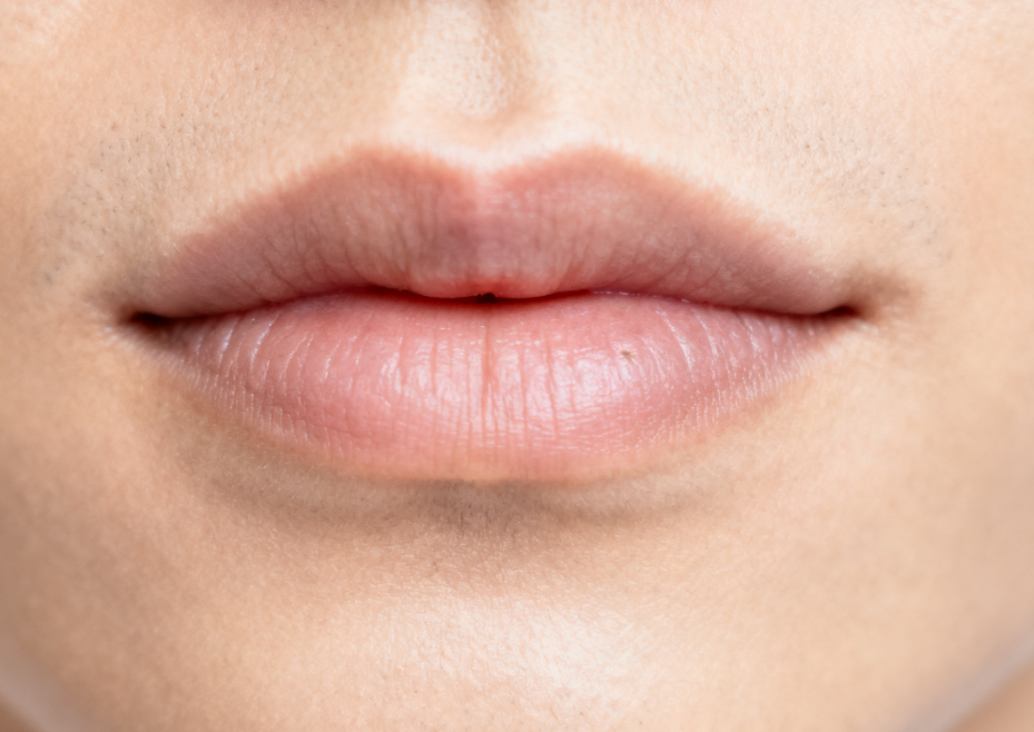 深圳福雅范开防医生个人简介：从人中缩短到假体丰臀，技术与价格表大公开！