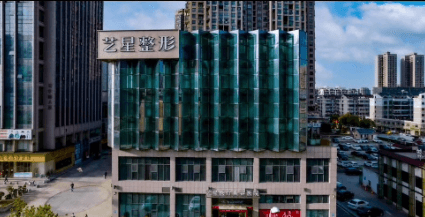 合肥艺星杜姗姗做黄金微针好吗?痘坑修复和皮肤年轻化是她的专长